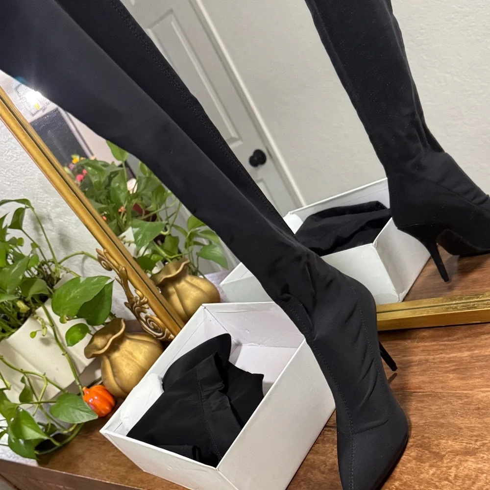 Sexy Black Women's Over-the-Knee Boots